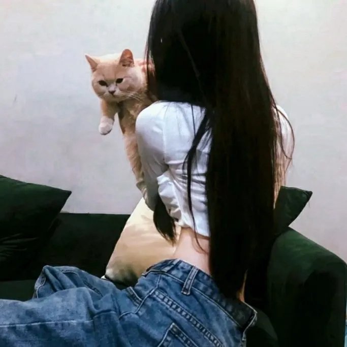 三月小姐